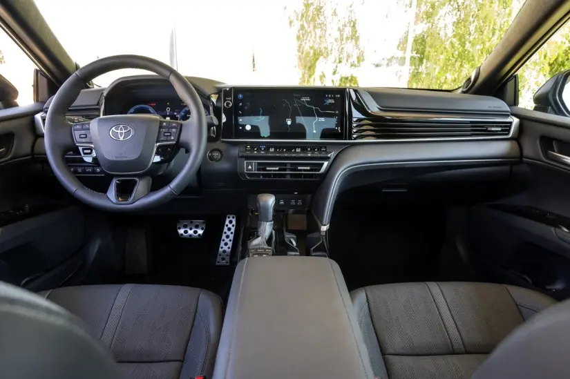 En su interior, domina el confort y la tecnología. Foto: Toyota