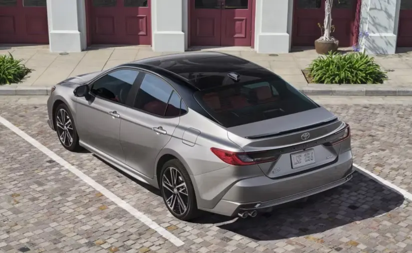 El Camry 2025 tiene todo para conquistar el mercado mexicano de sedanes. Foto: Toyota