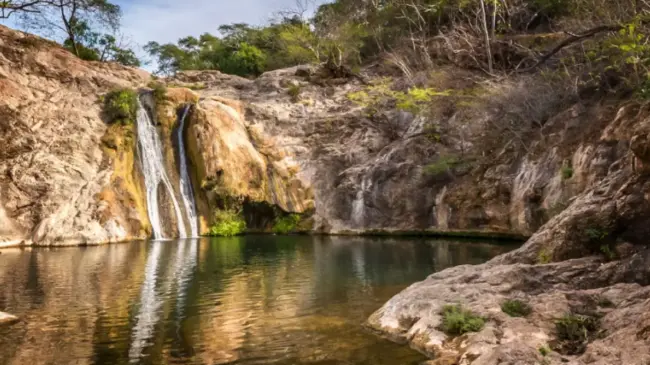 Cascadas de Vado Hondo Cosalá, Sinaloa, un destino de verano. Foto Sinaloa 360, Miguel Ángel Victoria