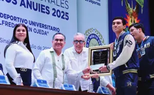 UAS reconoce a más de 100 deportistas con entrega del Premio al Mérito Deportivo Universitario