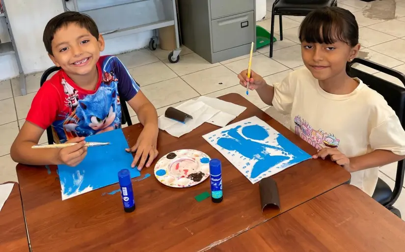 Niñas y niños se convierten en Guardianes del Medio Ambiente en Culiacán Infancia reflexiona sobre el medio ambiente con “El árbol generoso”. Foto: IMCC