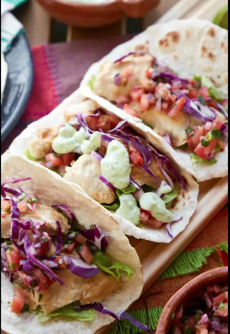 Tacos de pescado estilo Baja California. Foto: cortesía.
