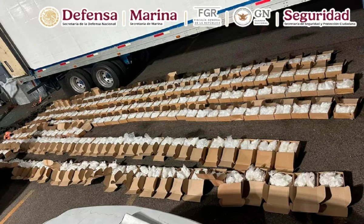 El cargamento se encontraba oculto en el piso de la caja de carga del camión. Foto: SSPC