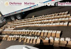 Baja California Sur: decomisan 1 tonelada de metanfetamina en camión que venía de Mazatlán