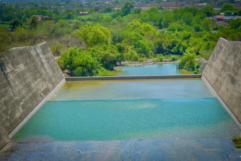 Presa Eustaquio Buelna sube sus niveles de agua gracias a las lluvias en Sinaloa Esta es buena noticia para la población de Guamúchil. Foto: JAPASA