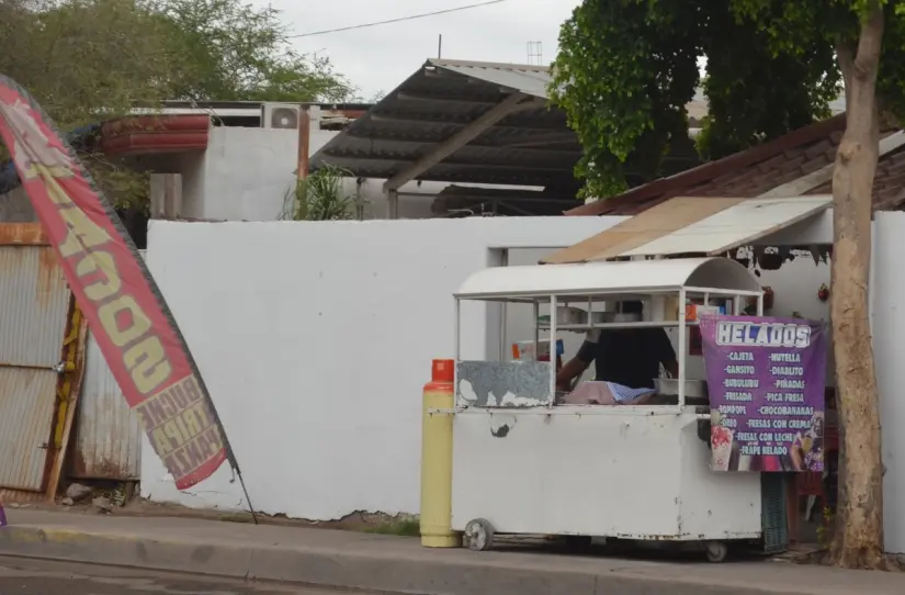 Héctor López Quintanilla El negocio se encuentra ubicado en la avenida Patria, esquina con avenida 21 de Marzo, en la colonia La Costerita, al sur de Culiacán. Foto: Juan Madrigal