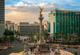 ¿Cuánto cuesta un boleto de avión de San Luis Potosí a Ciudad de México?