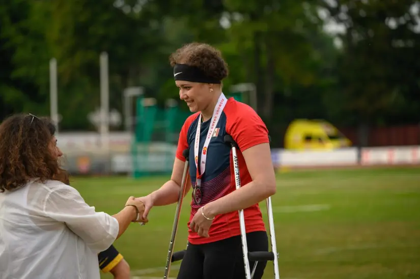 Norma Cázares conquista el mundo con su talento y disciplina. ¡Felicidades campeona! Norma es una atleta paralímpica de Culiacán que logró ganar oro y rompe fronteras en el deporte adaptado. Foto: IMDEC