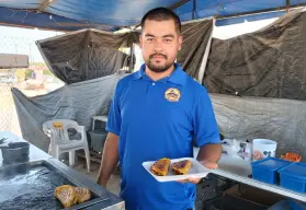 Luis Humberto y sus tacos de birria estilo Tijuana conquistan Santa Fe