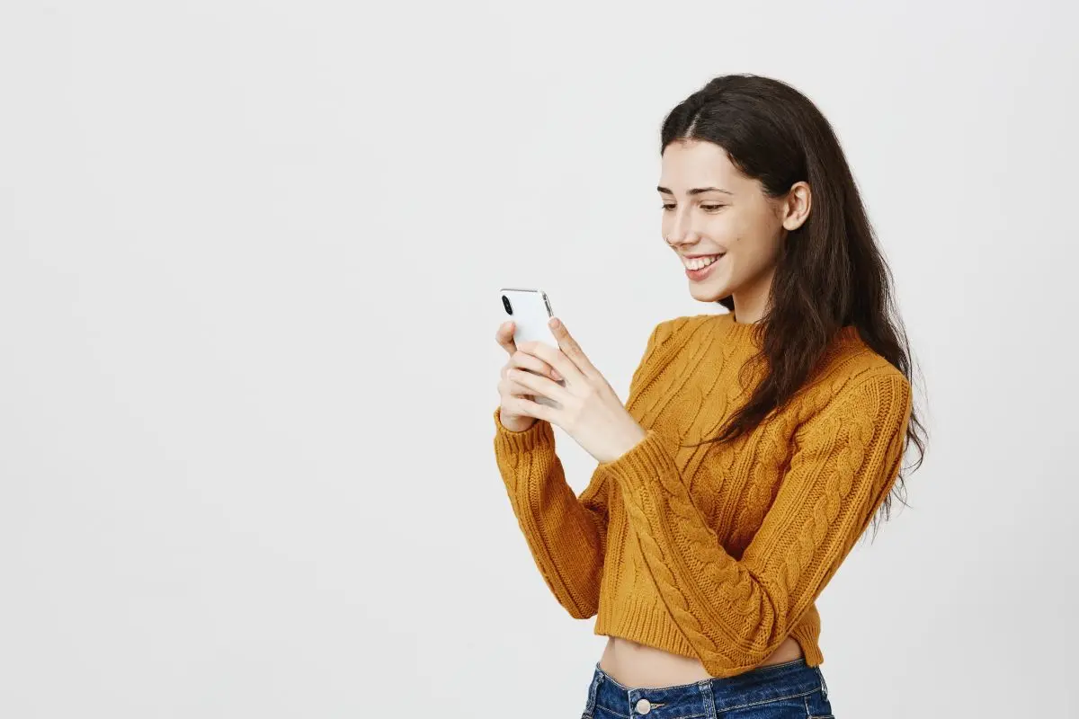 Becas de Conectividad de Puebla para jóvenes a partir de los 15 años. Foto: Freepik