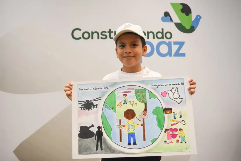 Eiker Javier Silvas Beltrán, de 9 años de edad fue uno de los ganadores del concurso de carteles Eiker Javier Silvas Beltrán, de 9 años de edad fue uno de los ganadores del concurso de carteles