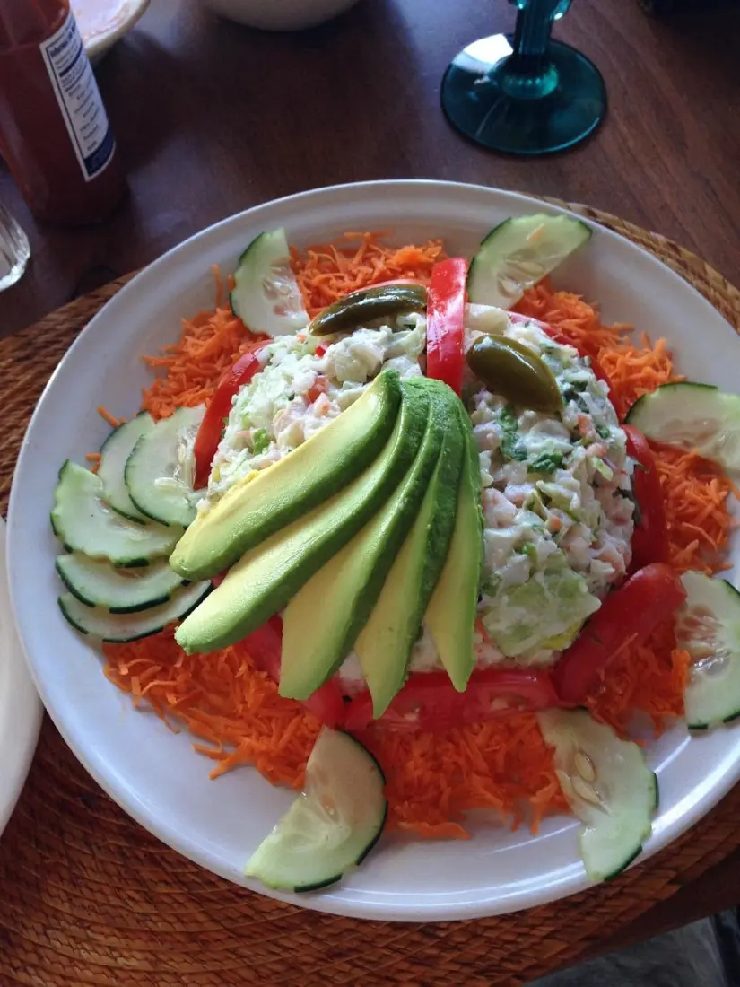 imagen recuadro Ensalada de camarón en Mariscos Los Laureles Foto: Tripavisor