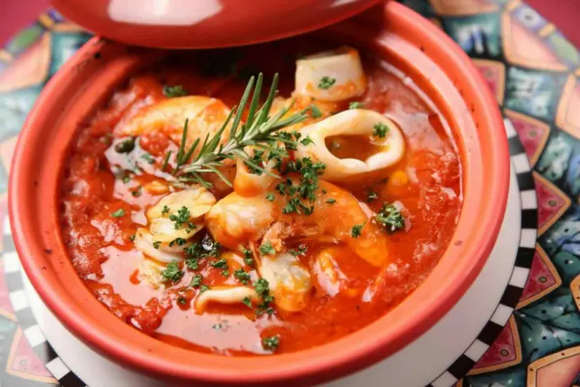 Estos son los ingredientes que necesitas para el caldo siete mares. Foto: Gourmet de México. Estos son los ingredientes que necesitas para el caldo siete mares. Foto: Gourmet de México.
