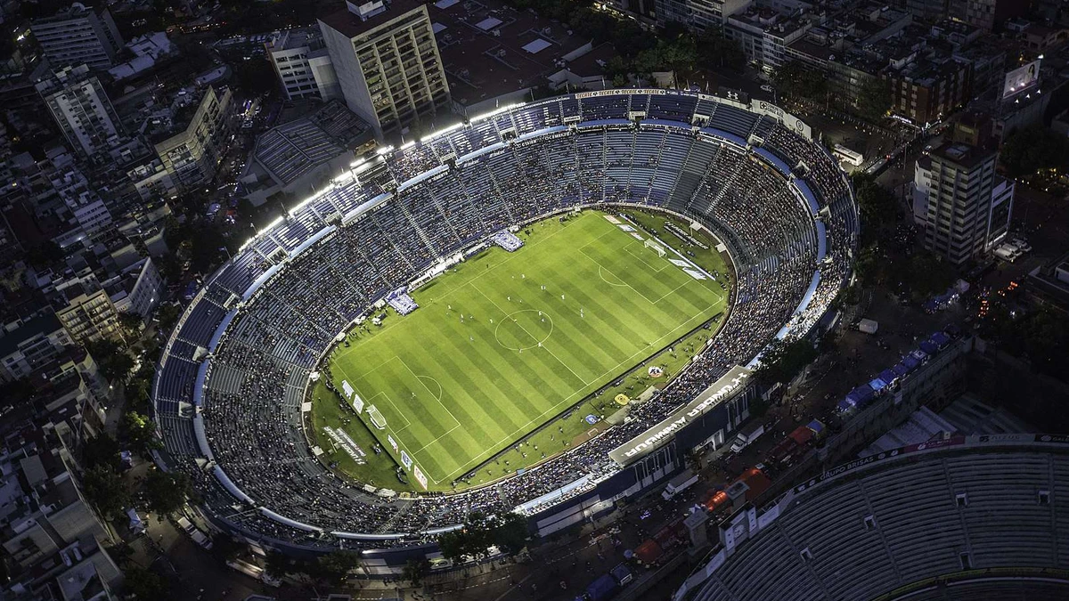 El recinto antes era conocido como el Estadio Azul. Foto: Wikipedia