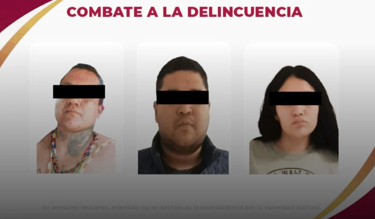 Detención de una pareja y el conductor que viajaban en taxi desde Ciudad de México Foto: Secretaria de Seguridad Publica de Hidalgo