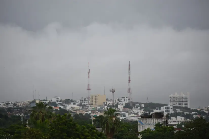 Protección Civil activa protocolos de prevención y auxilio en Sinaloa Cuatro municipios presentaron fuertes lluvias. Foto: TBN