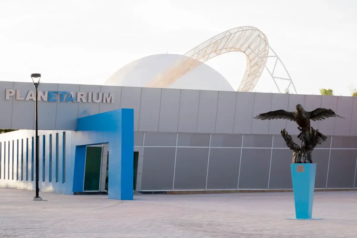 El planetario es uno de los sitios más interesantes para visitar en Torreón. Foto: Cortesía
