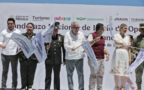 Arranca operativo de vacaciones de verano en Mazatlán; prevén derrama de 5 mil millones de pesos