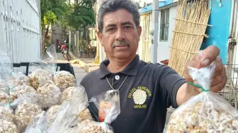 Entre palomitas, piloncillo y esfuerzo, Julián se convirtió en el Señor de los Ponteduros en Navolato