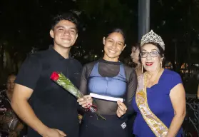 Bajo la lluvia y entre aplausos, eligen a Susan Karyme como la nueva Reina de Tardes de Danzón en Culiacán