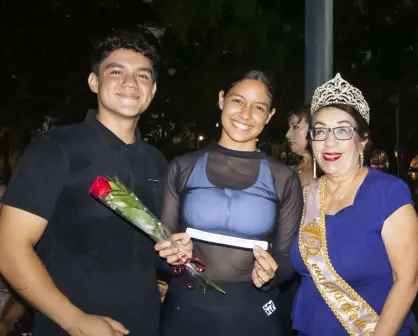 Bajo la lluvia y entre aplausos, eligen a Susan Karyme como la nueva Reina de Tardes de Danzón en Culiacán