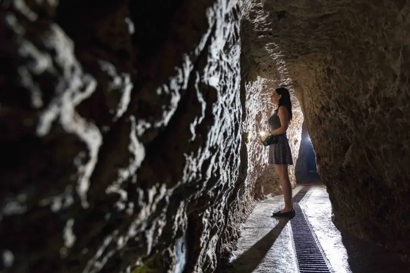 imagen recuadro Túneles subterráneos en Real de Asientos Foto: México Desconocido