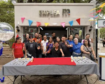 Jóvenes con discapacidad celebran un año vendiendo sueños en el Mercadito de la Inclusión