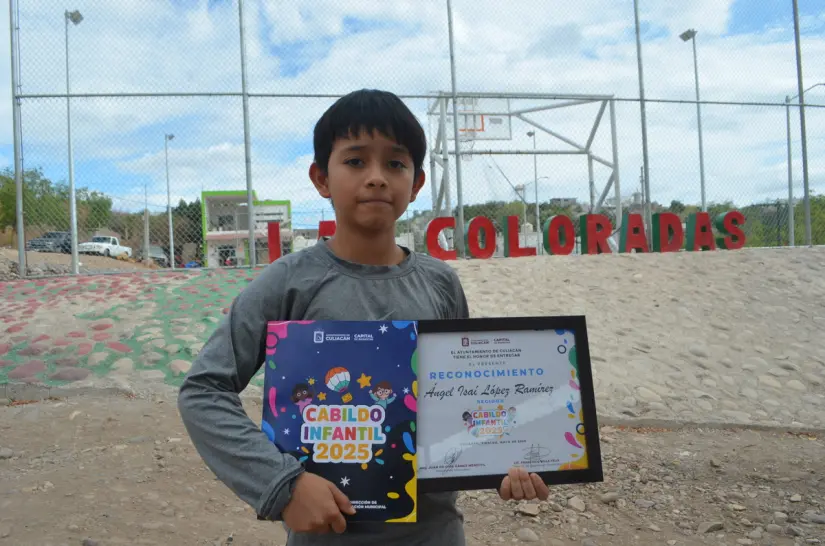 Desde Las Coloradas, una voz que brilla: Ángel Isaí un niño sueña en grande y defiende el agua con el corazón. Con su voz y su ejemplo, Ángel Isaí nos recuerda que el agua es vida y hay que cuidarla hoy, no mañana. Foto: Juan Madrigal