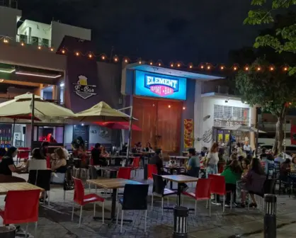 Paseo del Ángel se convierte en corredor peatonal nocturno con arte, música y comercio local