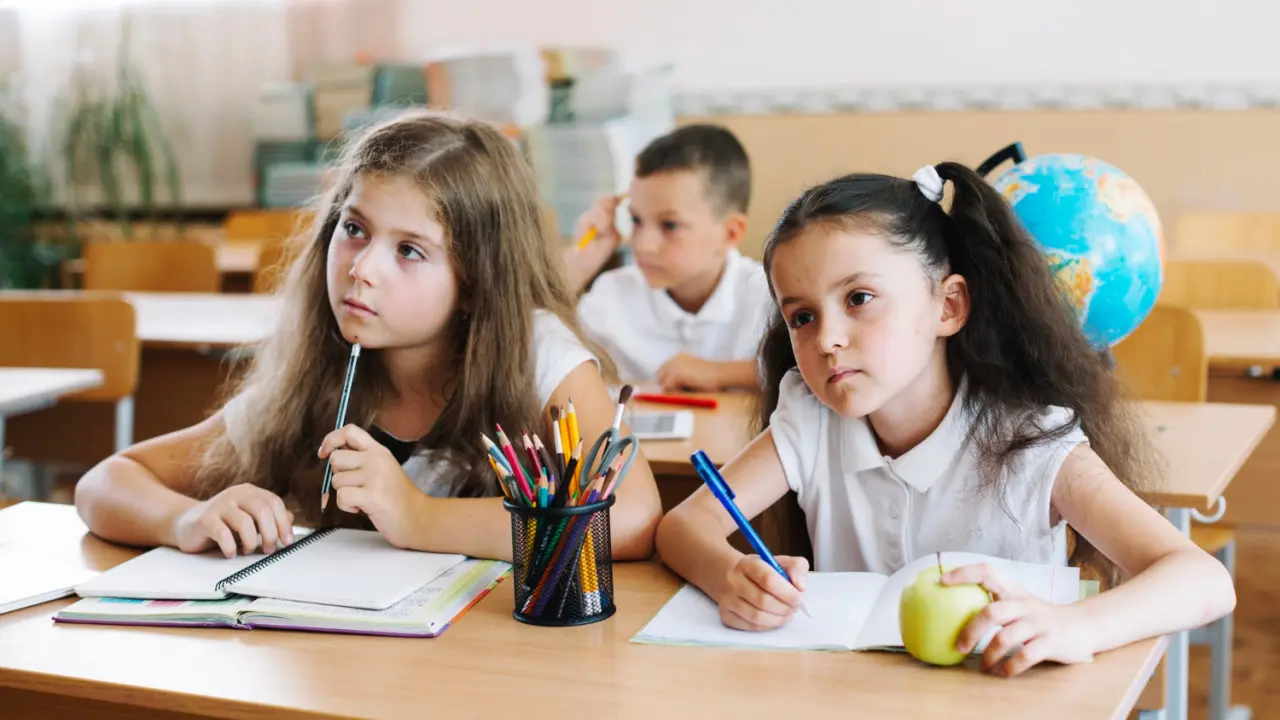 Beca para escuelas privadas en el Estado de México. Foto: Freepik
