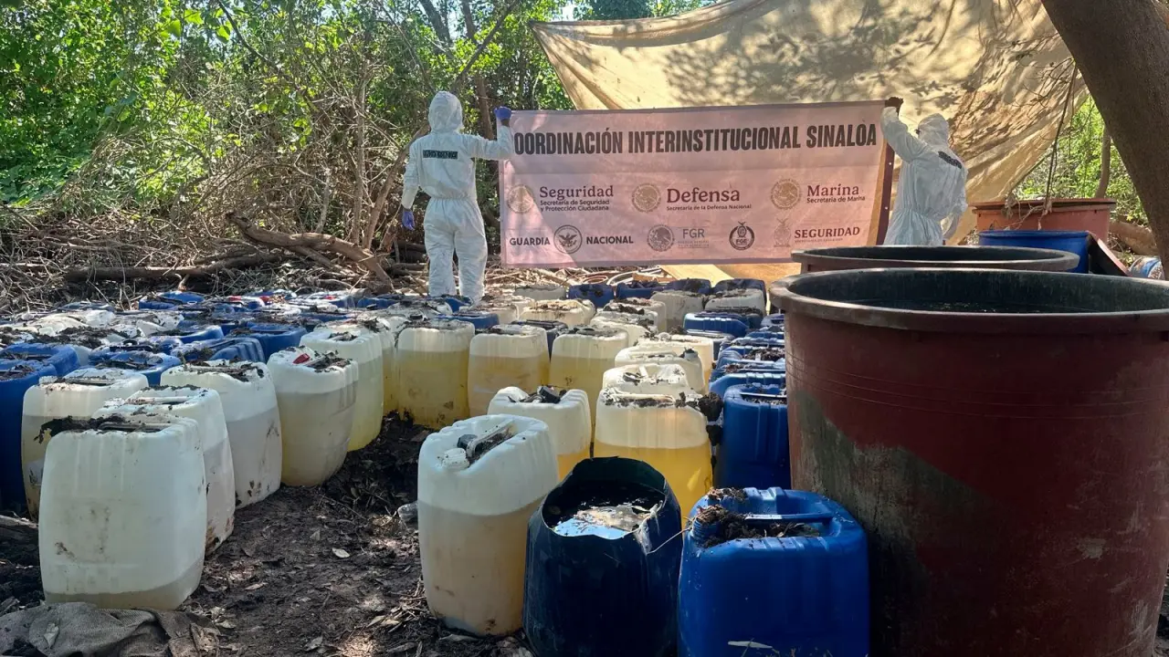 Así se evitó que miles de dosis de metanfetamina llegaran a las calles: operativo en Sinaloa.