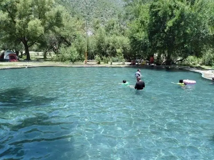 En estas vacaciones de verano, ve y date un chapuzón en el Parque Ojo de Agua Bustamante. Foto: Cortesía.