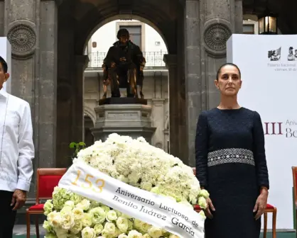Claudia Sheinbaum encabeza homenaje a Benito Juárez por 153 aniversario luctuoso