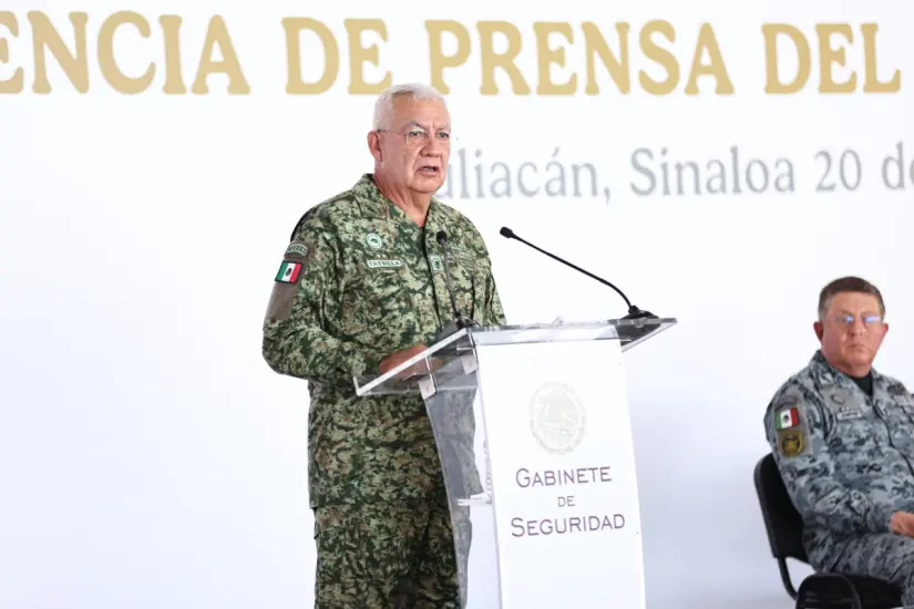 Omar García Harfuch en Sinaloa: hay casi 1,500 detenidos y 3 mil armas aseguradas desde que estalló la violencia El Gabinete de Seguridad dio a conocer los resultados en la lucha por recuperar la paz en Sinaloa. Foto: SSPC