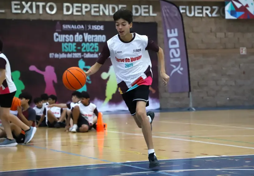 Niños y niñas desarrollan valores y habilidades en Cursos ISDE 2025. Clausuran Cursos de Verano del ISDE 2025 con fiesta deportiva en Culiacán. Foto: ISDE