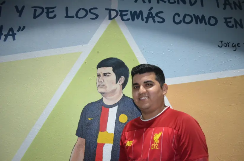 Oluguer Alfredo Hernández Melendrez, con más de una década impulsando el futbol femenil en Culiacán. Oluguer Alfredo Hernández Melendrez, con más de una década impulsando el futbol femenil en Culiacán. Foto: Juan Madrigal