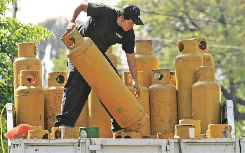 Las normas aplican para pipas que distribuyen gas LP.