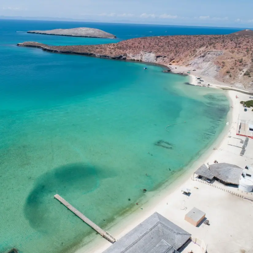 Realiza actividades acuáticas en Playa Pichilingue. Foto: GO LA PAZ. 