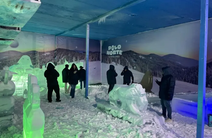 ¡Vive la magia de la nieve! Polo Norte llega a Plaza Ceiba en Culiacán Disfruta de la experiencia de la nieve real en Polo Norte. Foto: Lino Ceballos / TBN