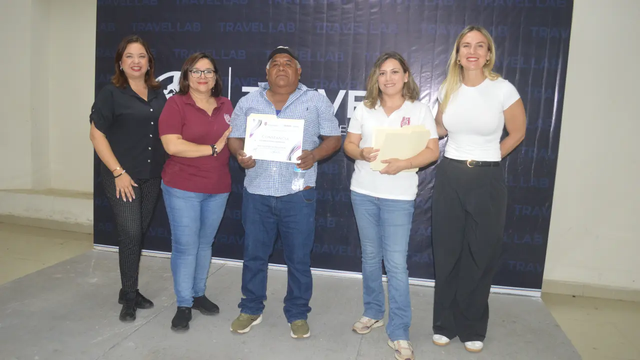 Capacita la Secretaría de Turismo, a prestadores de servicios del Pueblo Mágico de San Ignacio, Sinaloa.