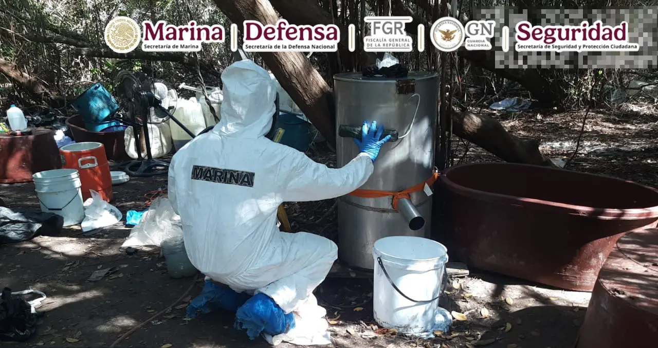 La acción fue encabezada por elementos de Marina, junto con Defensa, FGR, GN y SSPC. Foto: Marina