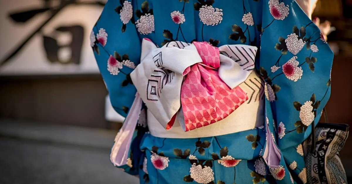 Tejiendo el Futuro: Cómo Japón Une Tradición e Inteligencia Artificial