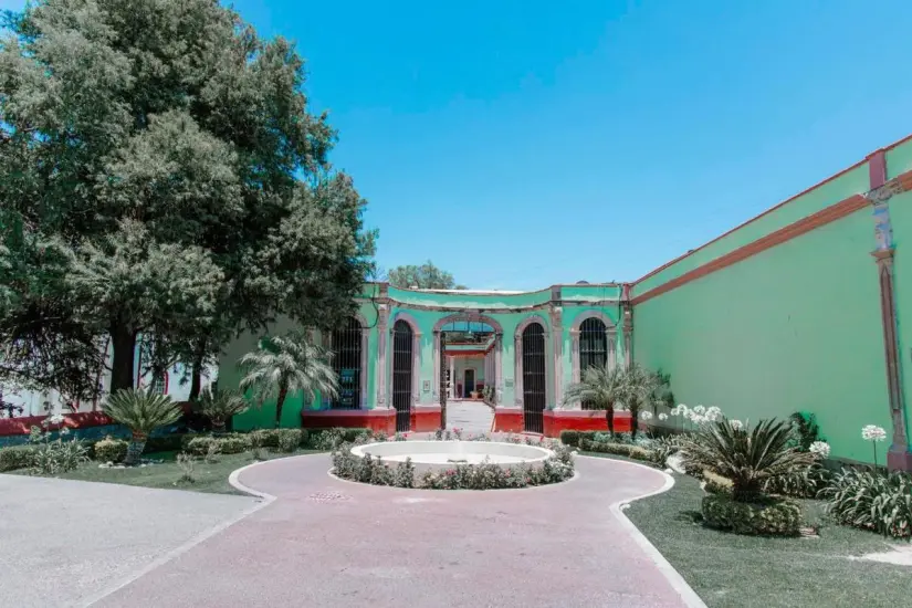 Relájate y descansa en los Baños termales de Ojocaliente. Foto: Baños termales de Ojocaliente. 