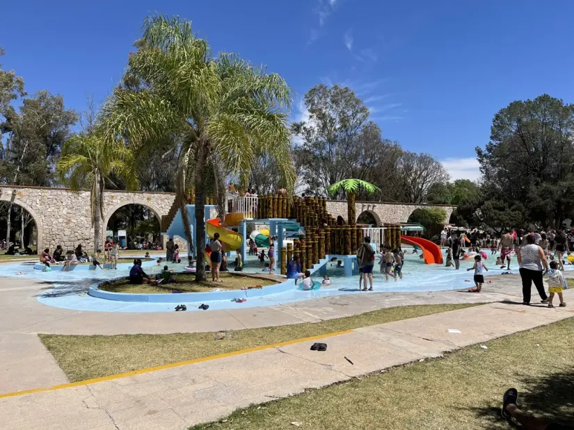 Disfruta de una tarde agradable en Parque Acuático Valladolid. Foto: Splash Parque Acuático Valladolid. 