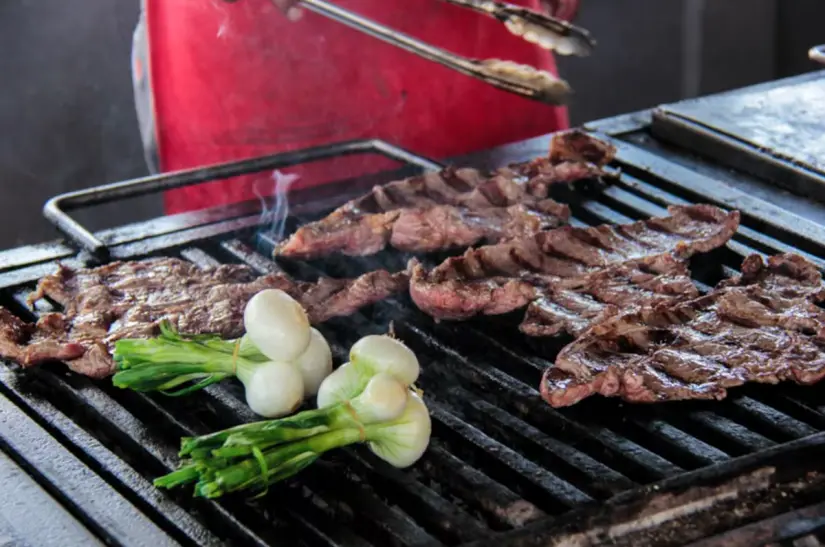 Los estados que tienen un estilo similar en la carne asada con Sonora son los más cercanos al estado. Foto: cortesía.