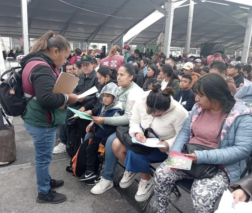 Cuándo pagarán los útiles escolares y uniformes en CDMX. Foto: Cortesía