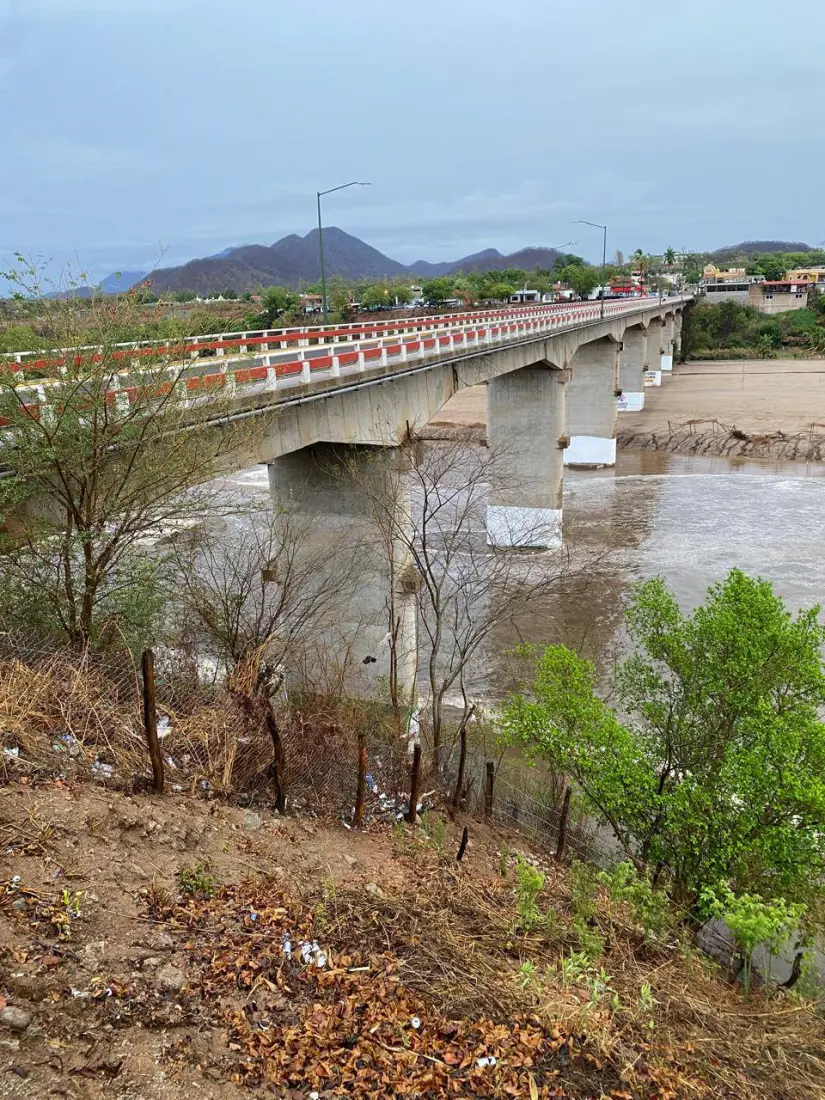Puente de San Ignacio, Sinaloa. Puente de San Ignacio, Sinaloa.