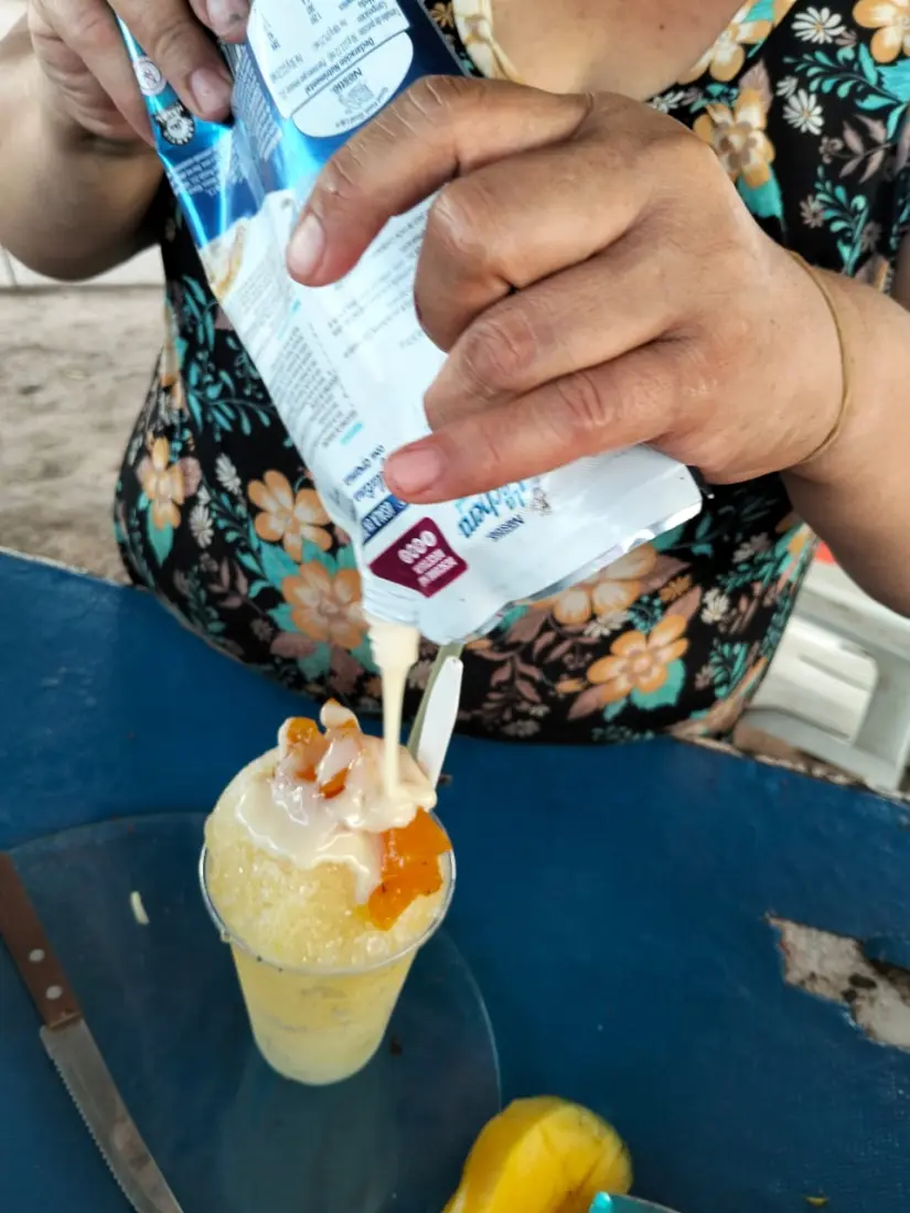 Los raspados son los más pedidos por los clientes de Noelia.