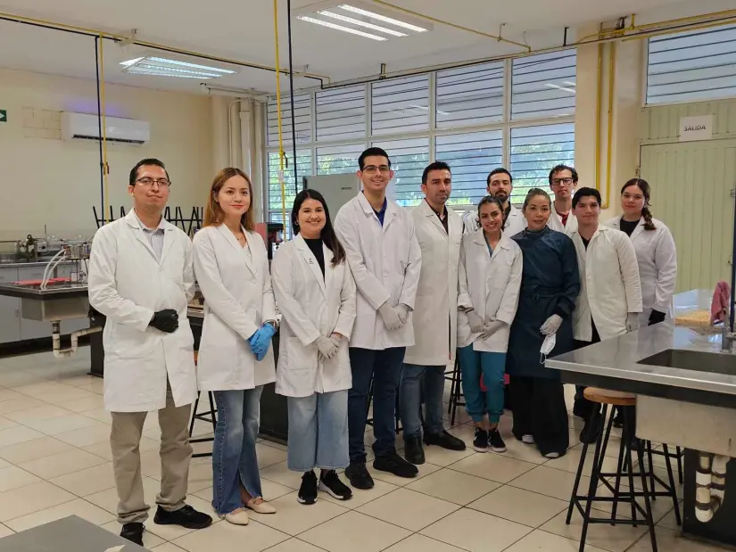 La  UAS diseña bebida con café y orujo de oliva para combatir diabetes tipo 2