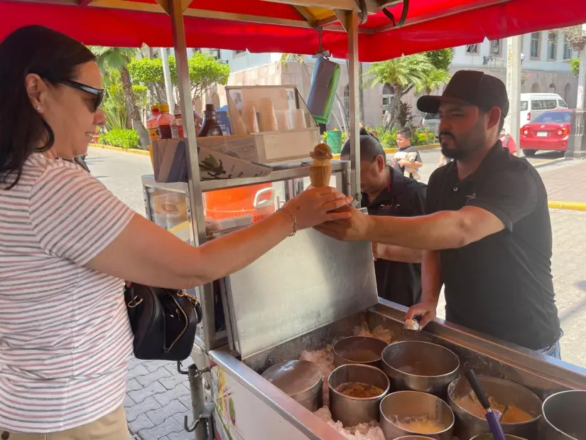 Nieves de garrafa “De con Medrano” en Mazatlán.